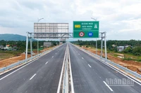 Đoạn tuyến cao tốc Quảng Ngãi-Hoài Nhơn tuy đã hoàn thành thi công song vẫn chưa thể đưa vào khai thác do "tắc" khâu nghiệm thu.