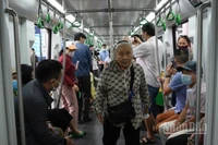 Hà Nội Metro miễn phí vé đi tàu ở cả hai tuyến Cát Linh-Hà Đông và Nhổn-Ga Hà Nội trong 4 ngày nghỉ lễ 2/9.