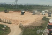 Thi công san nền tại Trạm dừng nghỉ Nghi Sơn-Diễn Châu trên tuyến cao tốc bắc-nam.