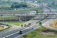 Một đoạn tuyến dự án đường cao tốc Trung Lương-Mỹ Thuận.
