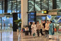 Tạng hiến được chuyển từ bệnh viện Nhân dân Gia Định đến sân bay Tân Sơn Nhất bay ra Huế trên chuyến bay Vietnam Airlines sáng sớm 29/6.