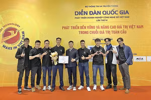 Dự án bảo vệ người dùng mạng Internet mang tên Chống lừa đảo do Ngô Minh Hiếu (Hiếu PC) là thành viên sáng lập đoạt giải thưởng Make in Việt Nam năm 2022.