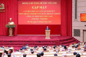 Tổng Bí thư Tô Lâm gặp mặt cán bộ Công an cấp cao nghỉ hưu. (Ảnh: PHẠM KIÊN)