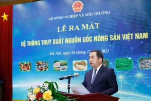 Đồng chí Trần Đức Thắng, Bộ trưởng Nông nghiệp và Môi trường phát biểu khai mạc Lễ ra mắt Hệ thống truy xuất nguồn gốc nông sản Việt Nam. (Ảnh: Khương Trung)