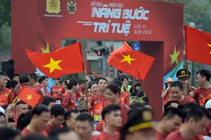 Giải chạy phong trào "Nâng bước trí tuệ" lần III.