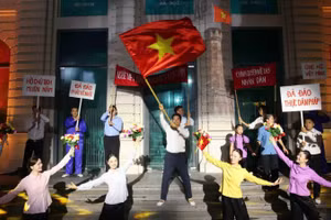 Thực cảnh lịch sử "Mật lệnh đêm".