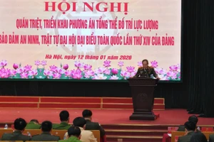 Toàn cảnh hội nghị.