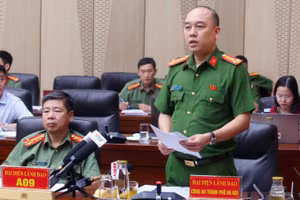 Đại tá Nguyễn Đức Long, Phó Giám đốc Công an thành phố Hà Nội thông tin tại họp báo.