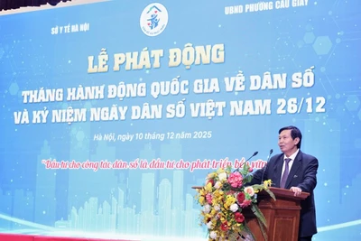 Phó Giám đốc Sở Y tế Trần Văn Chung phát biểu tại lễ phát động.