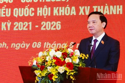 Đồng chí Nguyễn Khắc Định, Ủy viên Trung ương Đảng, Phó Chủ tịch Quốc hội phát biểu tại buổi họp mặt. (Ảnh: THẾ ANH)