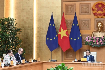 Thủ tướng Chính phủ Phạm Minh Chính chủ trì buổi gặp mặt các Đại sứ, Đại biện Liên minh châu Âu (EU) và các nước thành viên EU tại Hà Nội và kiêm nhiệm. (Ảnh: Trần Hải)