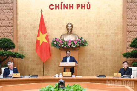 Thủ tướng Chính phủ Phạm Minh Chính chủ trì Phiên họp Chính phủ chuyên đề về các Nghị định hướng dẫn Nghị quyết số 222/2025/QH15 của Quốc hội về thành lập của Trung tâm tài chính quốc tế tại Việt Nam. (Ảnh: Trần Hải)