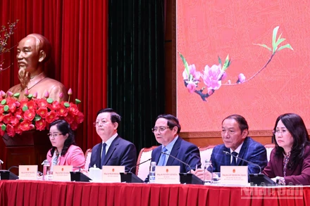 Thủ tướng Chính phủ Phạm Minh Chính chủ trì buổi làm việc với Bộ Văn hóa, Thể thao và Du lịch. (Ảnh: TRẦN HẢI)