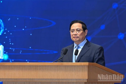 Thủ tướng Chính phủ Phạm Minh Chính phát biểu ý kiến tại Diễn đàn quốc gia phát triển kinh tế số và xã hội số lần thứ III. (Ảnh: Trần Hải)