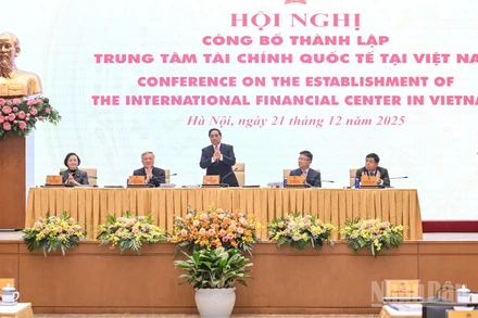 Thủ tướng Phạm Minh Chính chủ trì Hội nghị công bố thành lập Trung tâm tài chính quốc tế tại Việt Nam. (Ảnh: Trần Hải)