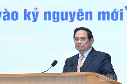 Thủ tướng Chính phủ Phạm Minh Chính phát biểu ý kiến chỉ đạo hội nghị. (Ảnh: TRẦN HẢI)