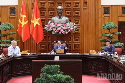 Thủ tướng Phạm Minh Chính chủ trì cuộc họp của Thường trực Chính phủ. (Ảnh: TRẦN HẢI)