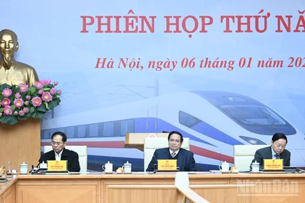 Thủ tướng Chính phủ Phạm Minh Chính chủ trì Phiên họp thứ năm Ban Chỉ đạo các công trình trọng điểm, dự án quan trọng quốc gia lĩnh vực đường sắt. (Ảnh: Trần Hải)