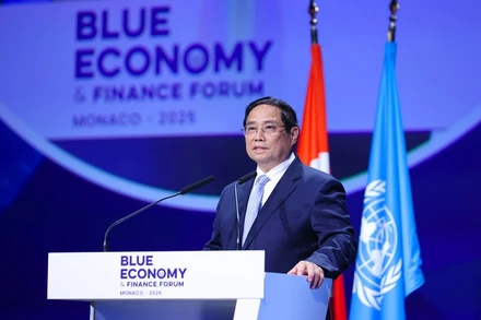 Thủ tướng Phạm Minh Chính phát biểu ý kiến tại Diễn đàn Kinh tế và Tài chính xanh, trong khuôn khổ Hội nghị UNOC 3. (Ảnh: VGP/Nhật Bắc)