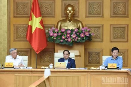 Thủ tướng Chính phủ Phạm Minh Chính chủ trì cuộc họp. (Ảnh: TRẦN HẢI)