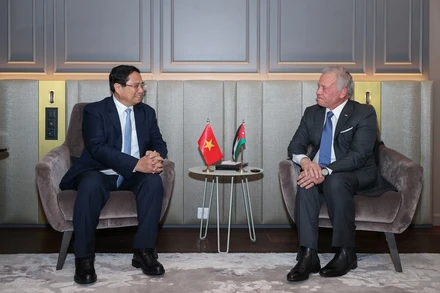 Thủ tướng Chính phủ Phạm Minh Chính hội kiến Quốc vương Jordan Abdullah II bin Al-Hussein. (Ảnh: Nhật Bắc/VGP)