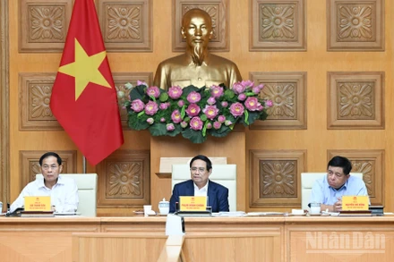 Thủ tướng Chính phủ Phạm Minh Chính chủ trì cuộc họp. (Ảnh: Trần Hải)