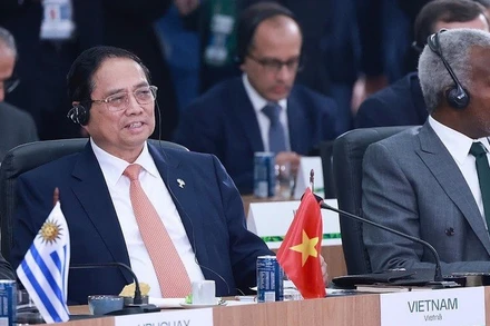 Thủ tướng Phạm Minh Chính dự và phát biểu tại Phiên thảo luận cấp cao về chủ đề: Môi trường, COP 30 và Y tế toàn cầu. (Ảnh: VGP/NHẬT BẮC)