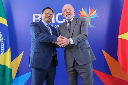 Thủ tướng Chính phủ Phạm Minh Chính và Tổng thống Brazil Luiz Inacio Lula da Silva. (Ảnh: VGP/NHẬT BẮC)