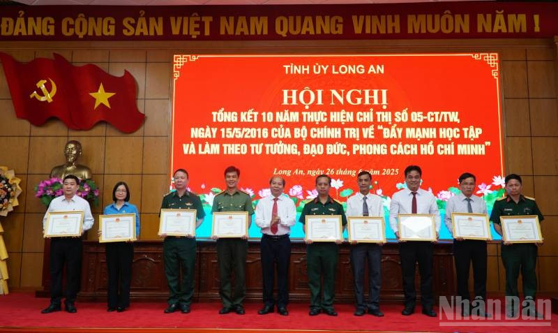 Các tập thể nhận Bằng khen của Chủ tịch UBND tỉnh vì có thành tích tiêu biểu trong phong trào học tập và làm theo tư tưởng, đạo đức, phong cách Hồ Chí Minh, giai đoạn 2016-2025.