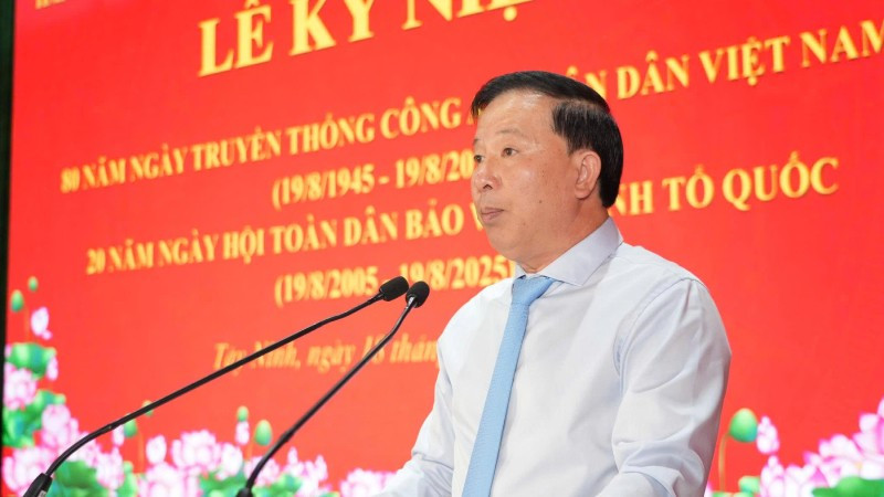 Chủ tịch Ủy ban nhân dân tỉnh Tây Ninh Nguyễn Văn Út phát biểu.