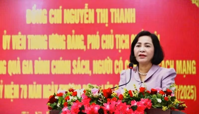 Phó Chủ tịch Quốc hội Nguyễn Thị Thanh phát biểu. 