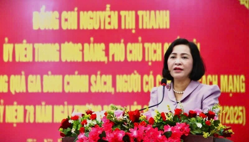 Phó Chủ tịch Quốc hội Nguyễn Thị Thanh phát biểu. 
