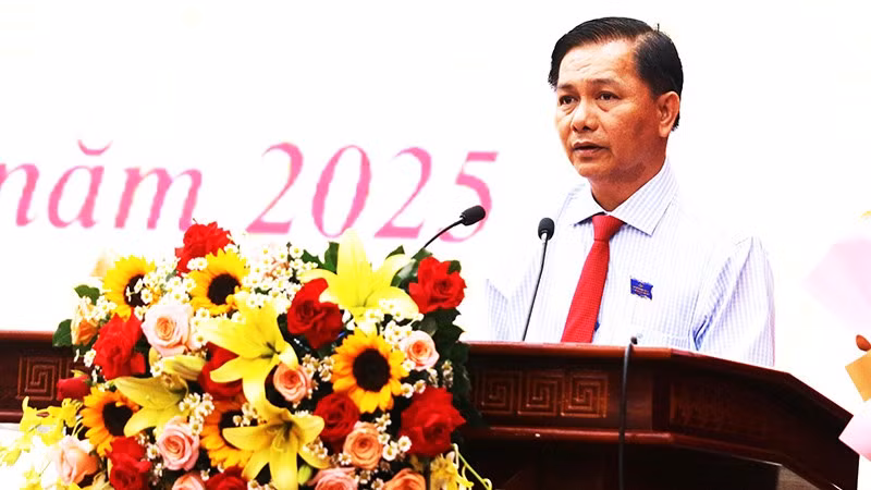 Đồng chí Trần Văn Lâu phát biểu chỉ đạo đại hội