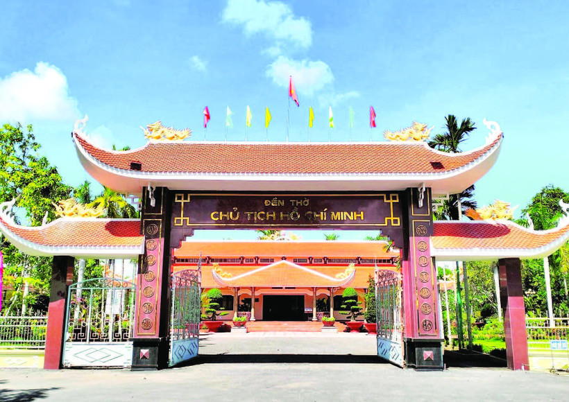 Đền thờ Chủ tịch Hồ Chí Minh tại xã Châu Thới (tỉnh Cà Mau) được công nhận Di tích quốc gia đặc biệt.