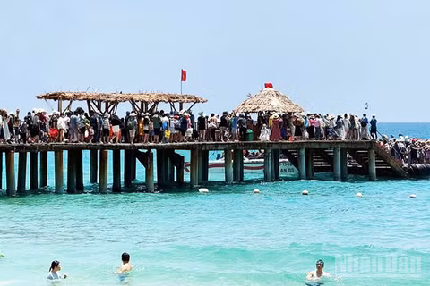 Gia Lai thu hút du khách trong dịp nghỉ lễ.