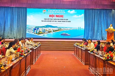 Quang cảnh hội nghị