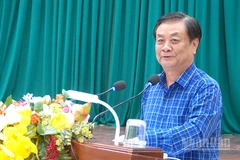 Đồng chí Lê Minh Hoan, Phó Chủ tịch Quốc hội phát biểu tại hội nghị.