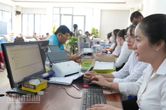 Vận hành thử nghiệm Trung tâm hành chính công phường Cao Lãnh. (Ảnh: HỮU NGHĨA)