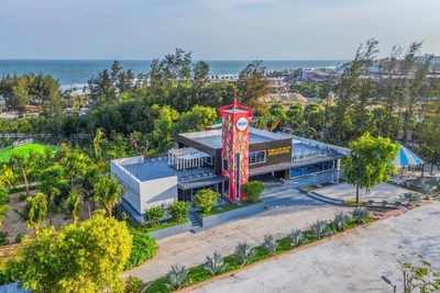 Khu du lịch cộng đồng Biển Quê hương.