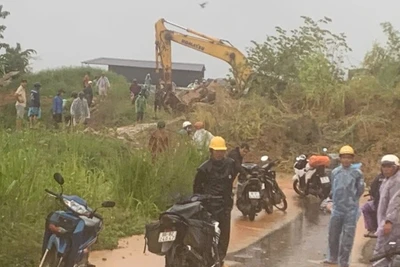 Hiện trường sạt lở đất đá.