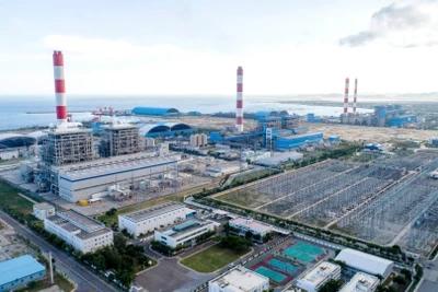 Đầu tư công nghệ bảo vệ môi trường tại Trung tâm Điện lực Vĩnh Tân