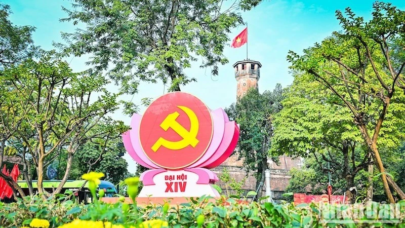 Thủ đô Hà Nội sẽ phát huy vai trò đầu tàu, tạo nền tảng và động lực cho sự phát triển của đất nước trong kỷ nguyên mới. (Ảnh: Bảo Long)