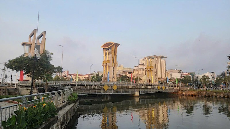 Cống Kinh Nhánh, phường Rạch Giá, tỉnh An Giang chủ động giữ ngọt.