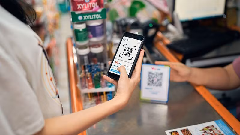 Thanh toán thuận tiện qua quét mã VietQR. (Ảnh QUỲNH ANH)