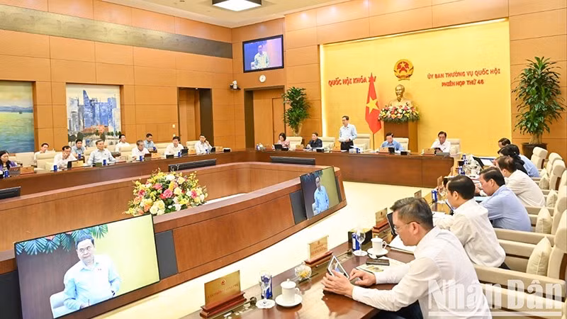 Quang cảnh khai mạc phiên họp thứ 46 của Ủy ban Thường vụ Quốc hội. (Ảnh: DUY LINH)