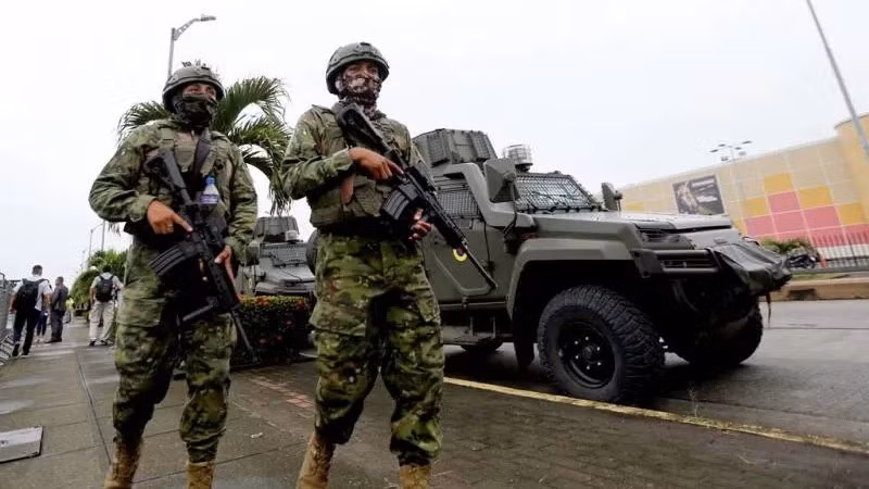 Tổng thống Ecuador Daniel Noboa ký sắc lệnh kéo dài tình trạng khẩn cấp tại 7 tỉnh và Thủ đô Quito. (Ảnh: laprensa.com.ec)