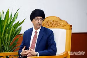 Đại sứ Đặc mệnh toàn quyền Singapore tại Việt Nam, ông Rajpal Singh. (Ảnh: KHƯƠNG TRUNG)