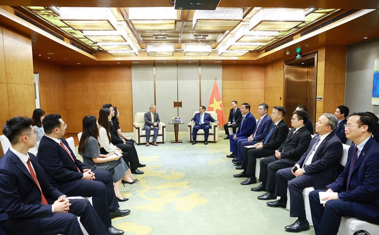 vna-potal-thu-tuong-tiep-lanh-dao-mot-so-tap-doan-lon-trung-quoc-dang-hop-tac-va-dau-tu-tai-viet-nam-8115683.jpg