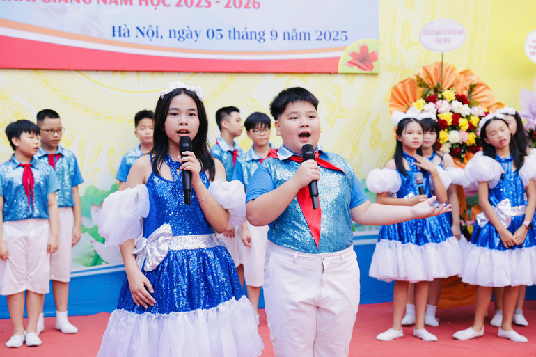 71b217565c92d7cc8e83.jpg