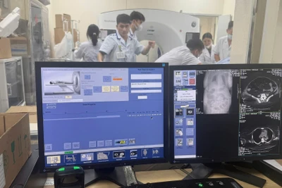 Bệnh viện Bạch Mai là cơ sở y tế đầu tiên được phê duyệt giá dịch vụ chẩn đoán hình ảnh không in phim. 